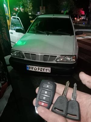 ساخت 2عدد سوئیچ و ریموت برای خودرو پراید مدل1389 در پاکدشت