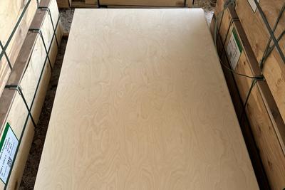 عرضه تخته چندلایه روسی 
(Plywood) 
و تخته تراشه ای osb در تهران