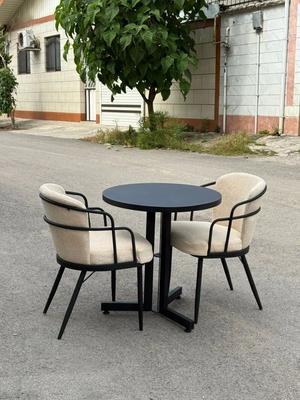 میز صندلی رستورانی  طباخی فورد کورت در چهارده
