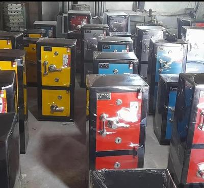 گاوصندوق مستقیم از درب کارخانه در اورمیه