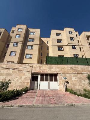 واحد نوساز ۸۵متری با آسانسور فول و خوش نقشه در هشتگرد