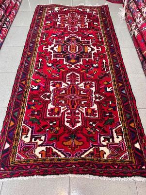 فرش دستبافت کناره بارماخ توخوش ۱۰۵ در ۲۲۰ در تبریز