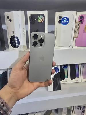 آیفون 15 پرو مکس رنگ نچرال در اصفهان