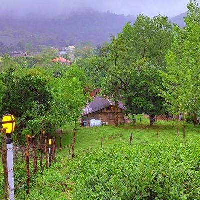 اجاره کلبه ویلا جنگلی مجنون جاده فومن قلعه رودخان در فومن