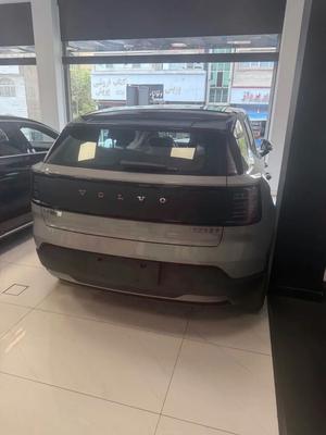 ولوو XC60 مدل ۲۰۲۵ / فول آپشن / تحویل فوری در تهران