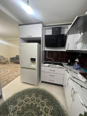 آپارتمان ۸۰متر پارکینگ مسقف طبقه۳ در هشتگرد