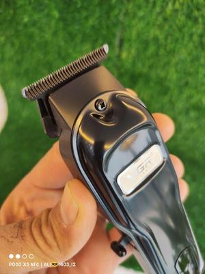 ماشین اصلاح/ خط زن / ریش تراش وی 297 در شاهین‌شهر