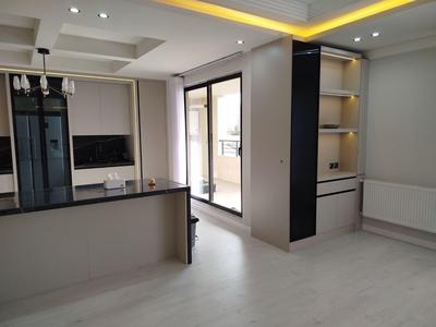 طراحی وساخت انواع کابینت آشپزخانه ودکوراسیون منزل در اورمیه
