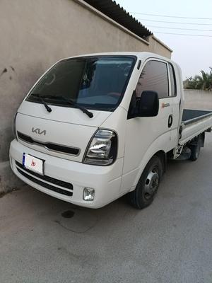 کامیونت کیا 4000 در قشم