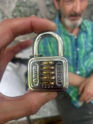 اسکناس های کلکسیونی پهلوی وخارجی رایج در تهران