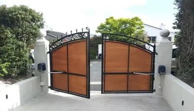 درب برقی مناسب پارکینگ در تنکابن