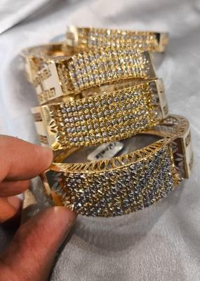 هلدینگ تخصصی طلا دست دو و کم اجرت در اصفهان
