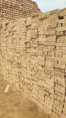ابزار ساختمانی و فروش انواع آجرنما،کاهگل در سنندج