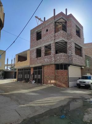 ۴۷متر دونبش ۲خواب  اسکلت فلزی مغازه وپارکینگدار در بکان