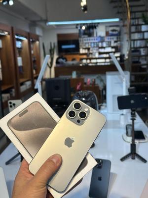 iPhone 15 pro max 256 natural در کرج