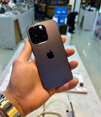 14Pro max نقد و اقساط در اراک