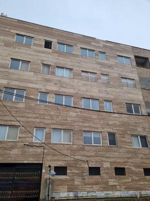 80 متری نماسنگ با پارکینگ و آسانسور در هشتگرد