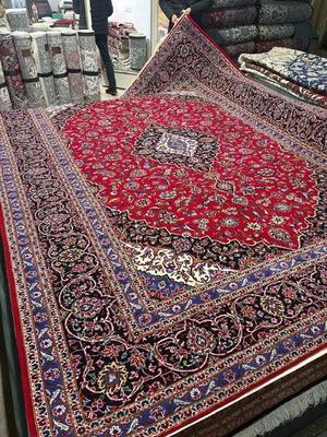 بورس فرشهای کاشان بابیش از هزار تخته فرش دستبافت در تهران