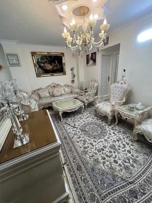 ۵۳ متر / تکواحدی / استادمعین در تهران