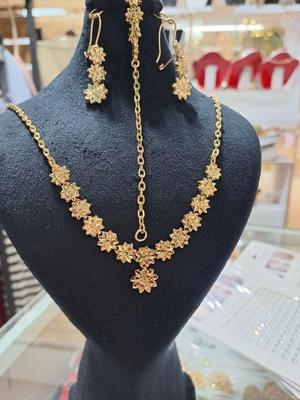 سرویس مجلسی طرح طلا در گالری شهرزاد پاساژشهرراز در زنجان