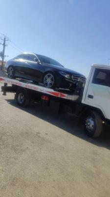 امداد خودرو و خودرو بر در نقاده