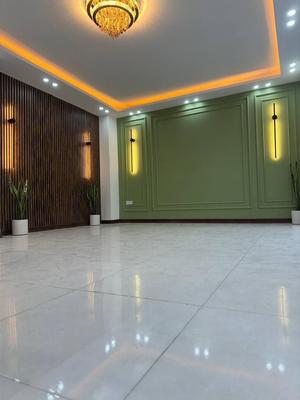 ۶۲مترروبنماغرق نور۲پارکینگ تکواحدی سندتکبرگ فاز۱ در اندیشه-شهر جدید