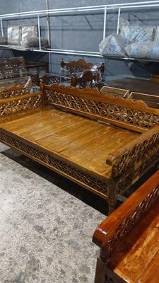 تخت سنتی(چوب نراد روسی) در مشهد