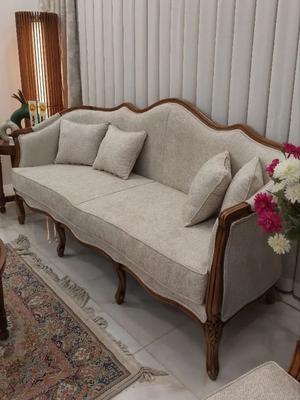 مبل لهستانی در نیشابور