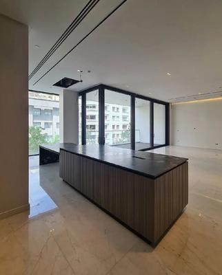 ۷۰۰ متر فرنیش/کلیداول/۴خواب/فول مشاعات/قصرالدشت در شیراز