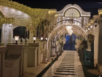 تشریفات و باغ تالار عروسی و عقد تولد نامزدی در اصفهان