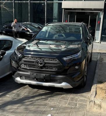 تویوتا راوفور ۲۰۲۵ فول دو دف ادونچرپلاس در تهران