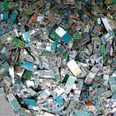 انواع ( برد ) موبایل . کامپیوتر و ضایعات در اصفهان