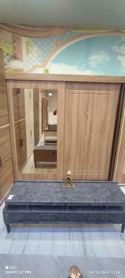 فروش انواع کمد درب ریلی
امکان تغییر سایز و رنگ و طرح به انتخاب مشتری در اصفهان
